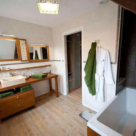 מלון La Ferme Du Cayla *